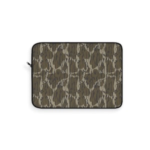 Funda para portátil Bottomlands Camo / Elegante estuche para tecnología / Ideal para estudiantes y profesionales / Regalos para él/ella / Imprescindible para el trabajo o la escuela