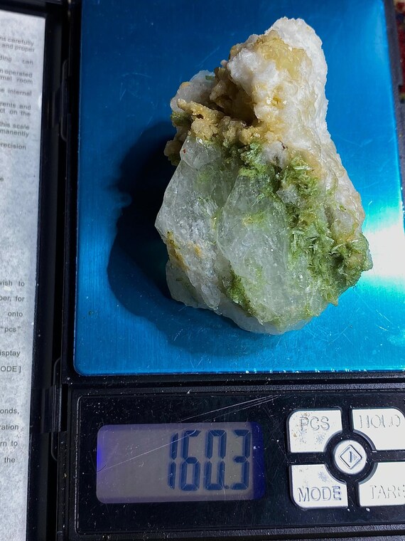 水晶 電気石 クリスタル グリーントルマリン パキスタン産 パキスタン