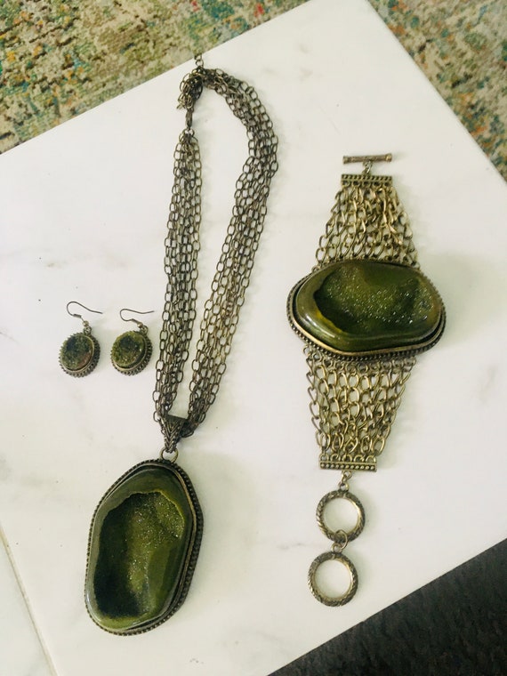 Necklace, Bracelet & Earrings set