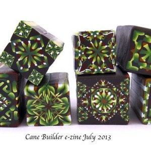 K&ouml;nnte beinhalten: Sechs quadratische Polymer Clay-Kacheln mit komplizierten geometrischen Mustern in Gr&uuml;n-, Braun- und Wei&szlig;t&ouml;nen. Die Kacheln sind &uuml;bereinander gestapelt und bilden so eine optisch ansprechende Darstellung. Der Text "Cane Builder e-zine July 2013" ist unter den Kacheln gedruckt.