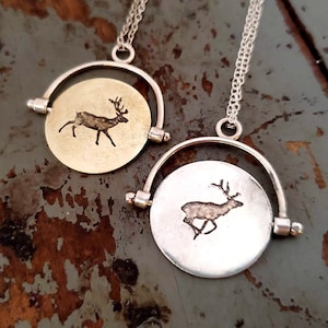 Deer running animation necklace