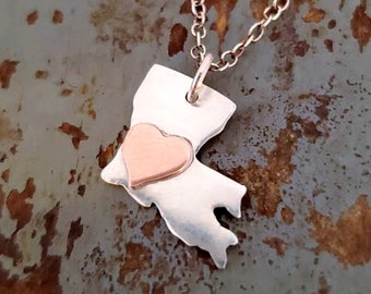 Louisiana with heart necklace