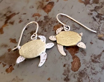 Seaturtle Earrings, silver and brass