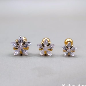 Stunning CZ Star Piercing, Star Helix Earring Gold, Tiny Star Stud Earrings, Helix, Tragus Conch, 4mm, 5mm, 6mm Star Labret Piercing