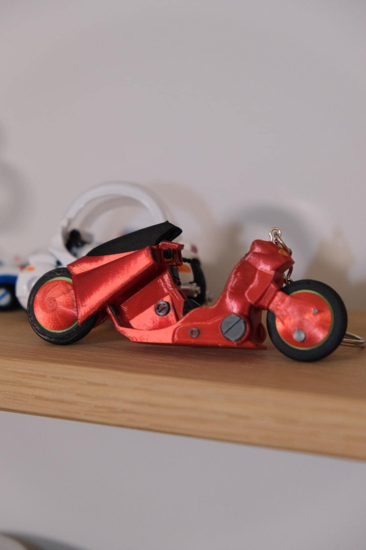 Akira-motorcycle-inspired Keychain: 3D Printed Cyberpunk Anime
