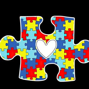 Puede incluir: Una pieza de rompecabezas azul, amarilla, roja y blanca con un corazón blanco en el centro. La pieza del rompecabezas es un símbolo de la concienciación sobre el autismo.
