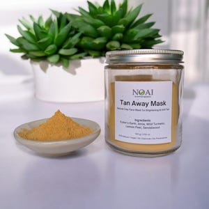 Tan Away - Brightening & Anti-Tan Face Mask with Amla, Lemon Peel, Wild Turmeric, Fuller&#39;s Earth, and Sandalwood