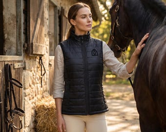 Black quilted vest, Riding gilet, Equestrian vest, Custom logo vest, Quiet luxury vest, Old money style, Layering vest