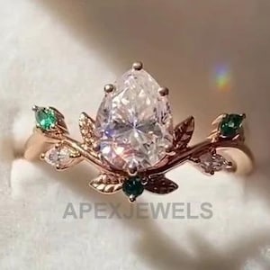 Floral Pear Cut Moissanite Engagement Ring Vintage 10K/14K/18K Gold Moissanite Diamond Wedding Ring Leaf Inspire Ring Green Marquise Ring