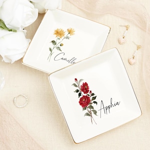 Watercolor Flower Ring Dish,Personalised Birth Flower Trinket Dish, Birthday Jewelry Dish Gift for Friend, Wedding Bridesmaid Gift