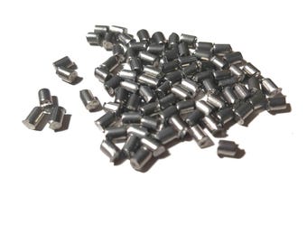 Titanio puro, elemento 22, purezza del 99,9%. Granuli. Sacchetti etichettati, 10g+