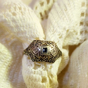Art Deco 14k Gold Ring: Sapphire & Diamond Engagement, Size 8