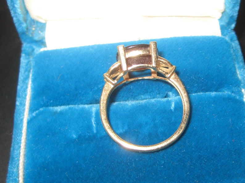 Dress Up Your Finger 14K Yelklow Gold Garnet Dianmoind Ring Size 7