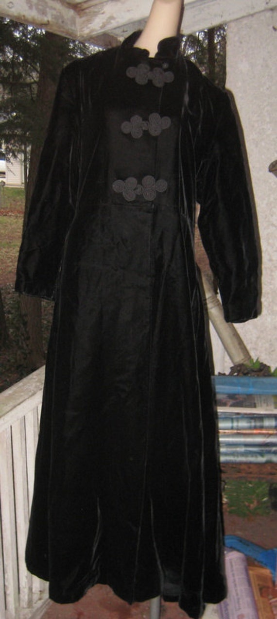 Glamours Couture Long Black Velvet Coat  1940s