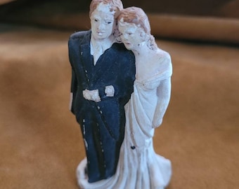 Sweet Chic 1940s Wedding Cake Topper Bride Groom chalk Ware