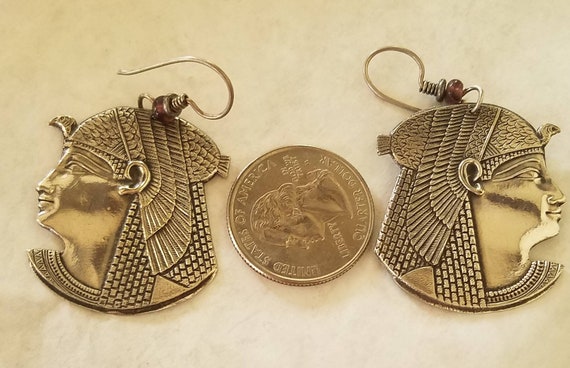 Estate sterling silver Egyptian earrings - image 2