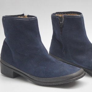 Vintage 60s-70s Women&#39;s French Suede Zipper Ankle Boots Booties With Faux Fur Lining By ISBA Made In France Size 8 Retro Boho Mid Century