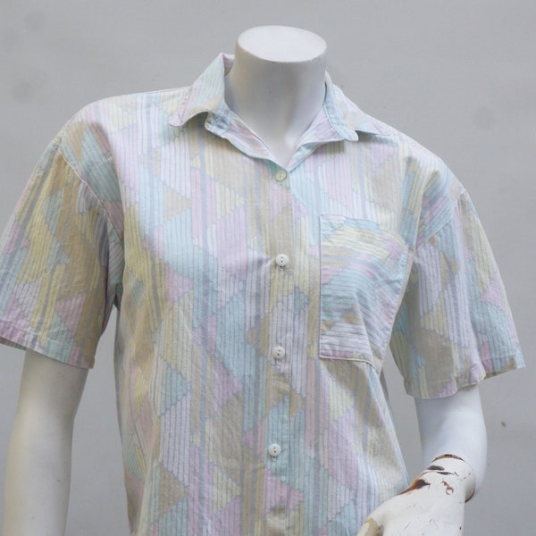 Vintage 90s Women's Pastel print Blouse Button Down Shirt By Enchante' Retro