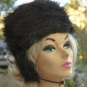 Vintage Women&#39;s 70s Faux Fur Earflap Hat Retro Mid Century