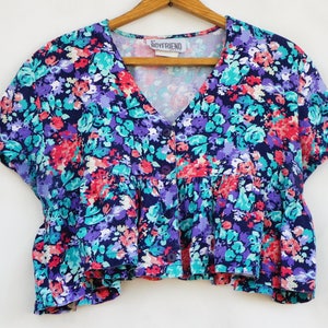Vintage 80s-90s Cropped Floral Babydoll Ruffle Blouse Crop Top Cottagecore