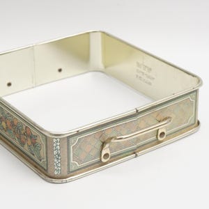 Soporte para horno Pyrex cuadrado de metal con estampado de frutas, estilo retro de los años 70-80, con asas.