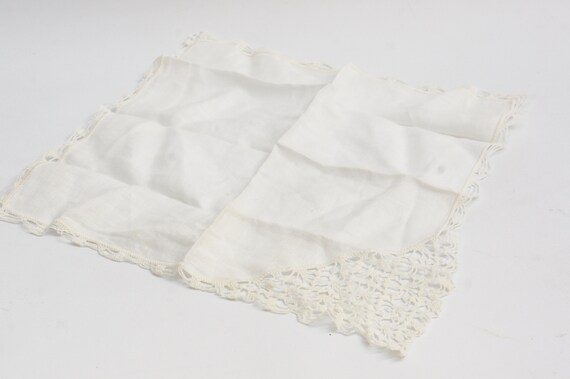 Vintage White Lace Trim Handkerchief Hankie Victo… - image 6