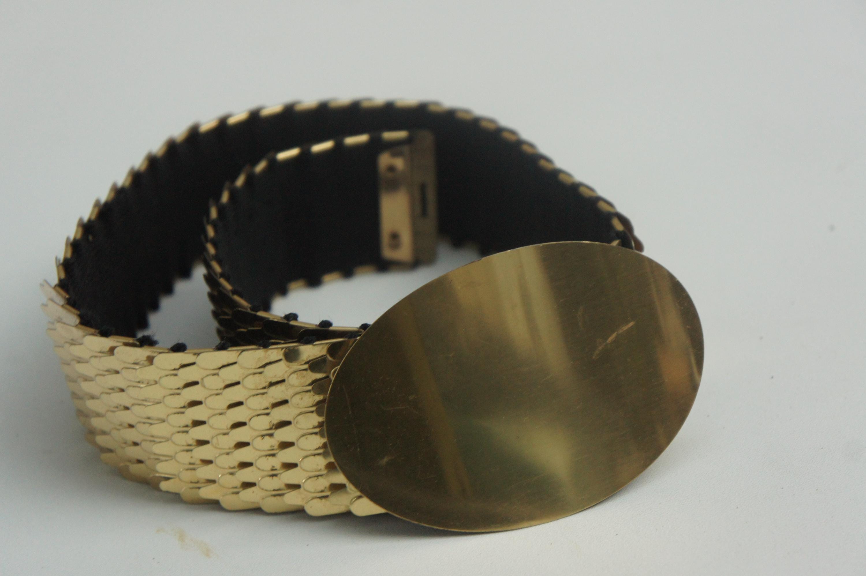 Vintage 70s gold-tone metal fish scale pharaoh belt clasp 30\