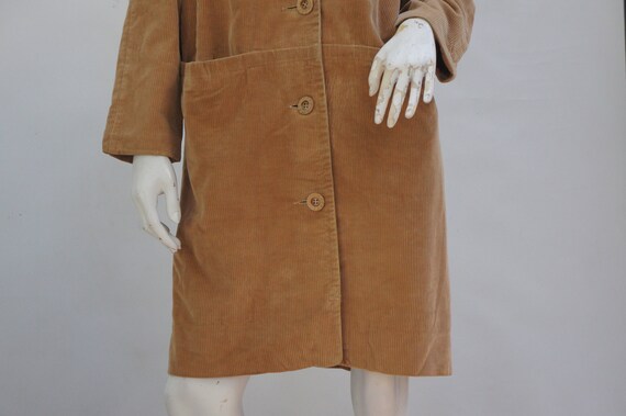 Vintage 60s Women's Beige Corduroy Coat By Commut… - image 9