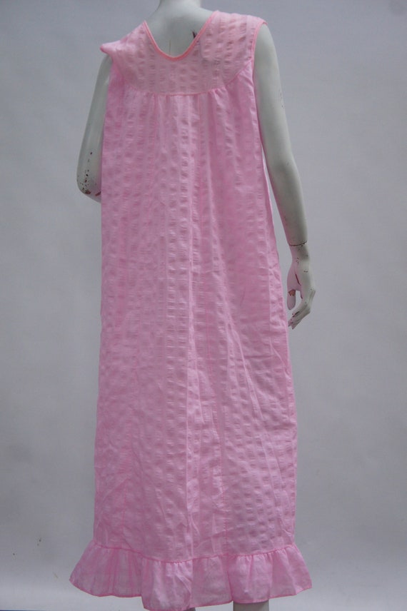 Vintage 60s Pink Eyelet Trim Ruffle Bottom Maxi N… - image 8