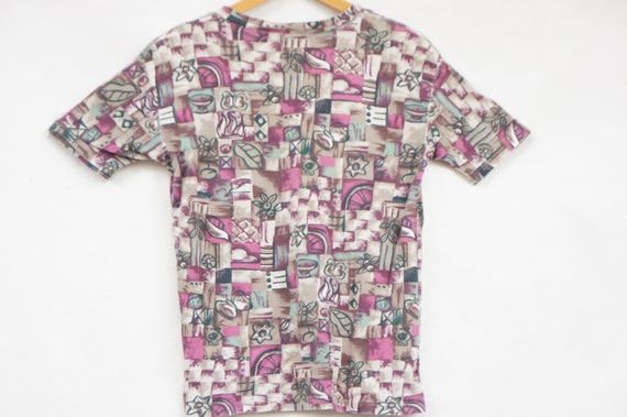Vintage 80s-90s Women's Abstract Print T-shirt To… - image 6
