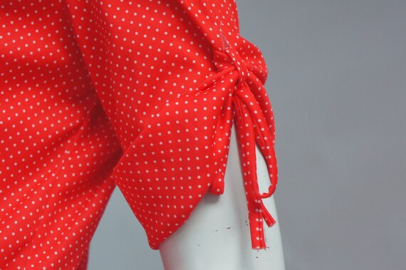 Vintage 70s-80s Red Polka Dot Short Sleeve Knit B… - image 9