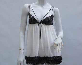 Babydoll in chiffon trasparente con finiture in pizzo Victoria Secret, pigiama con canotta e neglige