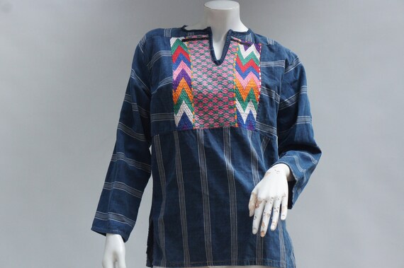 Vintage 70s Embroidered Guatemalan Tunic Shirt To… - image 1