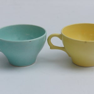 Vintage Mariposa Ware Tea Cups By Laurel Potteries California Shabby Chic Cottagecore Farmhouse Mid Century Home Decor