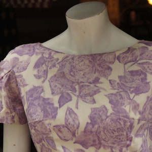 Vintage 50s Purple Floral Rose Print Dress Retro Mid Century Wiggle Dress Midi Dress image 2