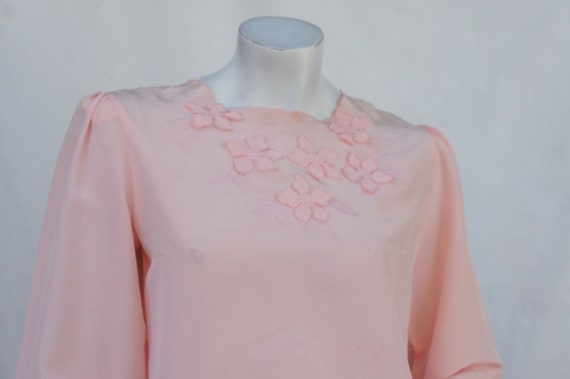 Vintage 80s Flower Applique Pink Puff Sleeve Blou… - image 10