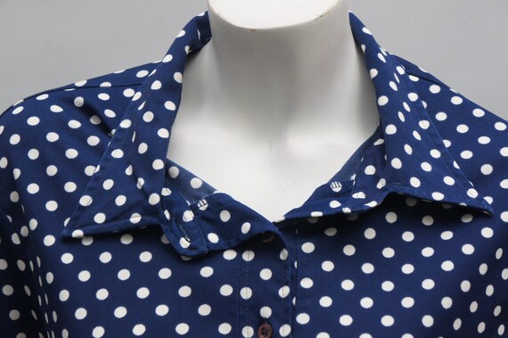 Vintage 70s Navy Blue Polka Dot Knit Blouse Top S… - image 4