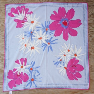 Vintage 60s-70s Floral Print Vera Neumann Scarf Mod Retro Mid Century Gift