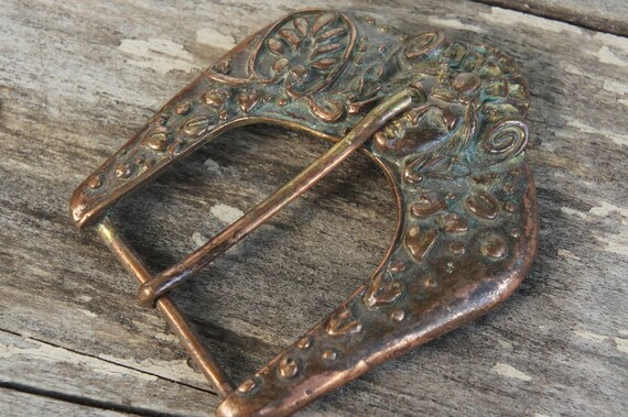 Vintage 70s Art Noveau Style Brass Belt Buckle Bo… - image 9