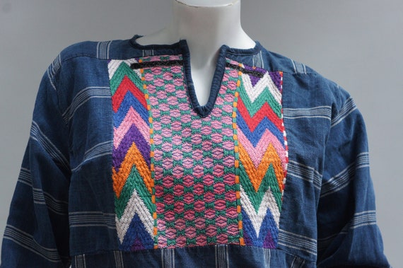 Vintage 70s Embroidered Guatemalan Tunic Shirt To… - image 5