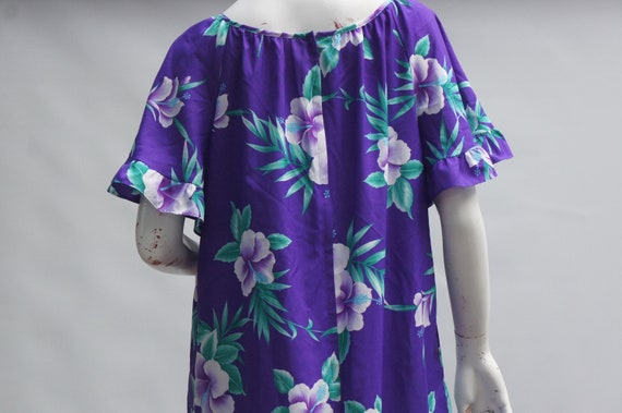 Vintage 70s Floral Print Purple Tiered Hawaii Max… - image 4