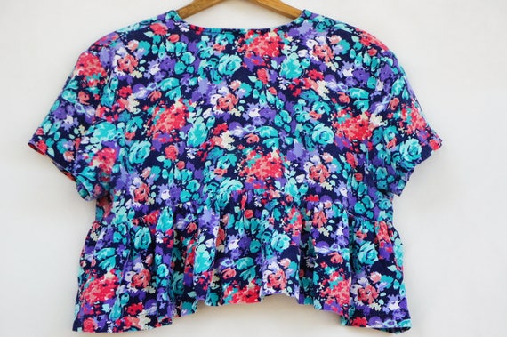 Vintage 80s-90s Cropped Floral Babydoll Ruffle Bl… - image 6