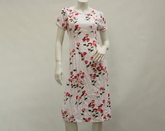 Sukienka midi w stylu vintage z lat 90. i 2000. z kwiatowym nadrukiem róż Cottagecore Boho Romantic