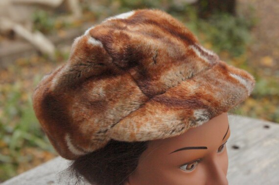 Vintage 60s-70s Women's Faux Fur Hat Cap Retro Mo… - image 2