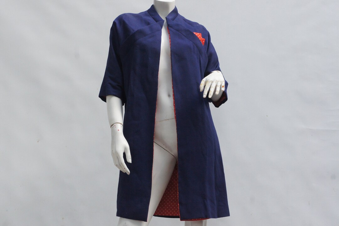 1960's / 1970's Vintage Navy Blue Coat