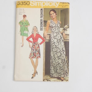 Vintage 70s Simplicity 5350 Misses Dress And Shawl Designer Fashion, 1972. Uncut Size 14, bust 36", waist 28"