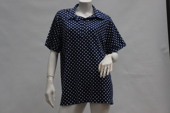 Vintage 70s Navy Blue Polka Dot Knit Blouse Top S… - image 1