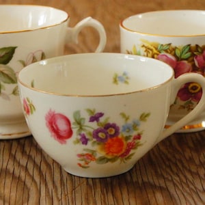 Vintage Mismatched Floral Teacups Cottagecore Farmhouse Home Decor