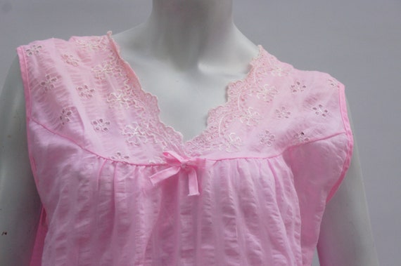 Vintage 60s Pink Eyelet Trim Ruffle Bottom Maxi N… - image 3