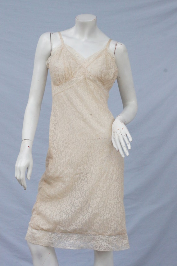 Vintage 50s Lace Slip Dress/Lingerie/Retro/Mid Centu… Gem